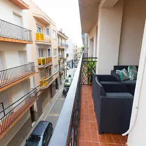 rnet-madrid-33-roses-costa-brava.catalonia-hotels.com/